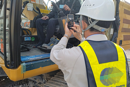 工事現場から安全パトロールアプリに点検結果を入力