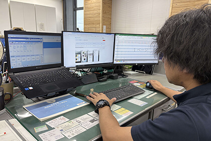 スマホで報告を受理し、自動集計でデータを活用